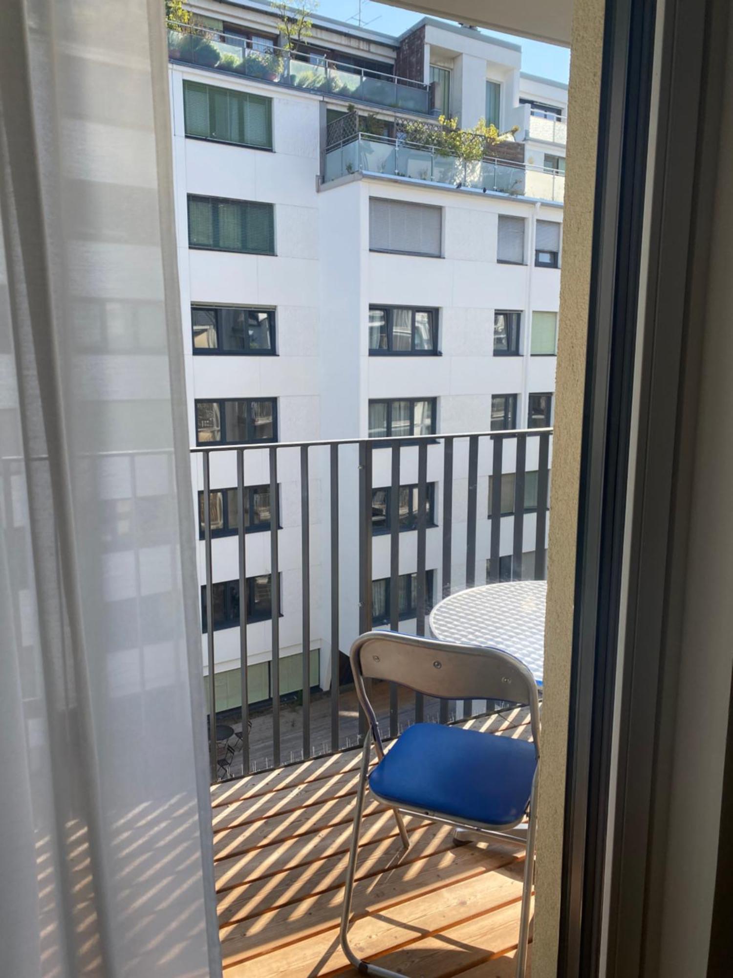 Modern Apartment Near Stadtpark Виена Екстериор снимка